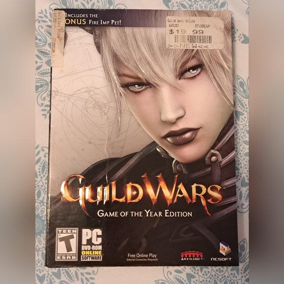 Guild Wars - Game of the Year Edition (PC CD-ROM) *Complete CIB* - Picture 2 of 4